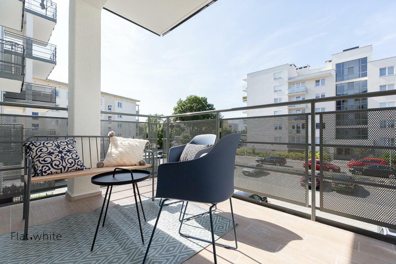 Apartamenty Flat White Obywatelska 47Ab Жельона Гора Екстериор снимка