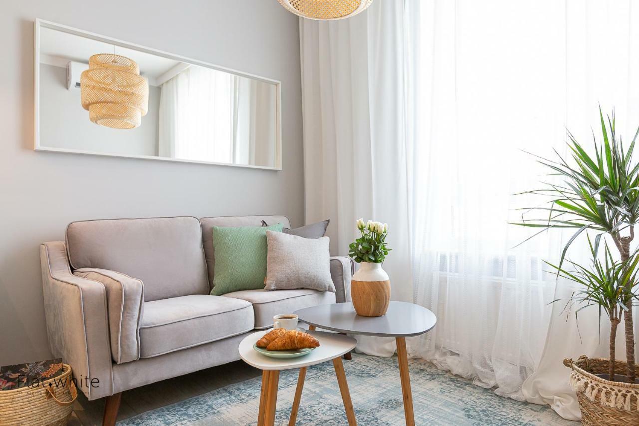 Apartamenty Flat White Obywatelska 47Ab Жельона Гора Екстериор снимка