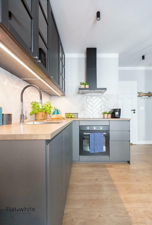 Apartamenty Flat White Obywatelska 47Ab Жельона Гора Екстериор снимка